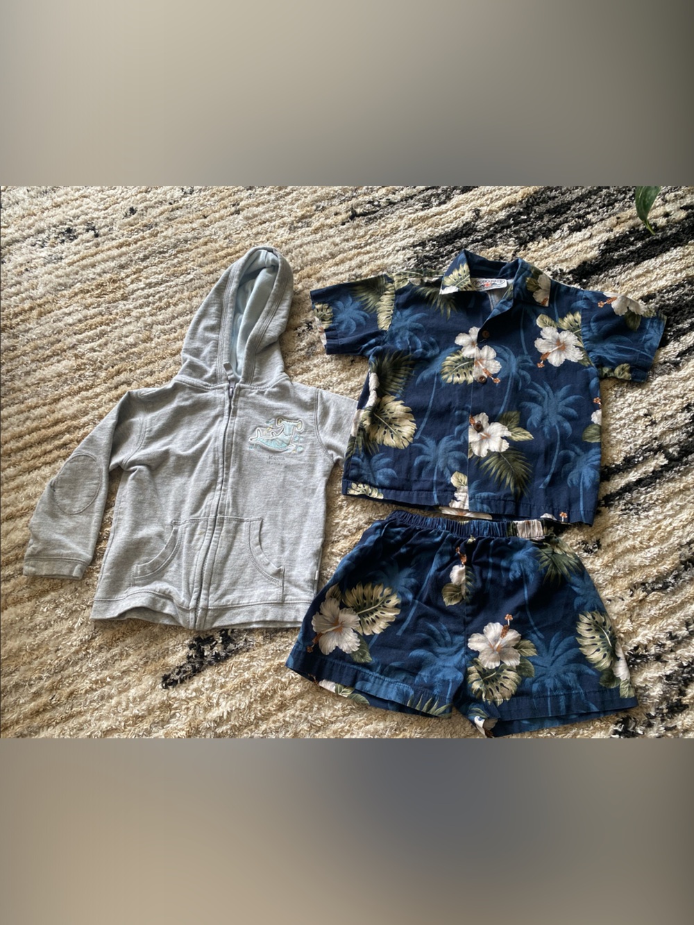 Hawaiian Floral Kids Shirt & Shorts Matching Set with Light Gray Hoodie